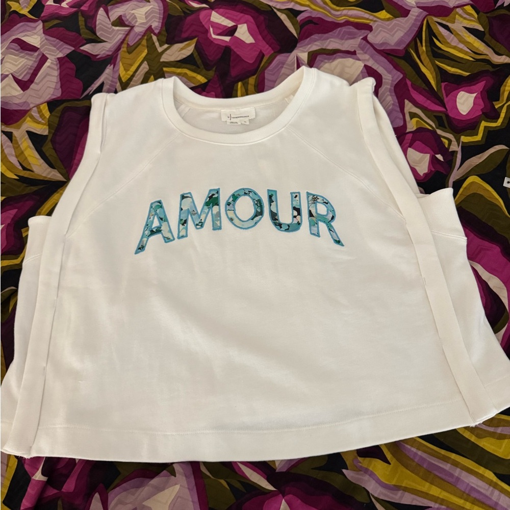 White Sleeveless Top with AMOUR' Print
